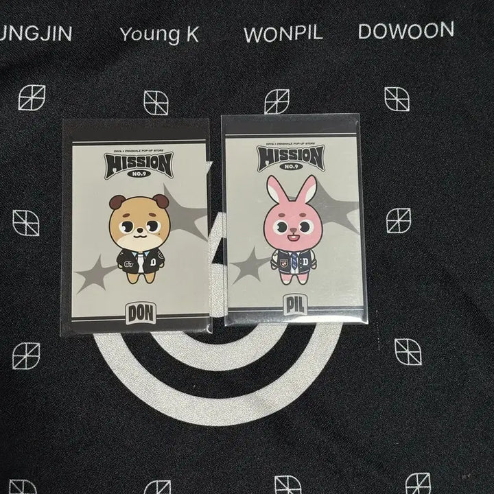 [SOLD OUT] 데이식스 데니멀즈 팝업 미션 나인 데니멀즈 포카 입장 포카 그림 포카