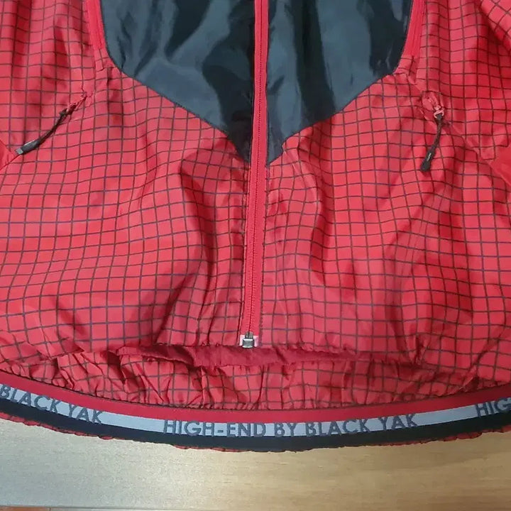 [BUNJANG] BLACK YAK Ultralight Padded Jacket and Windbreaker / BLACK YAK 블랙야크 초경량패딩 및 바람막이