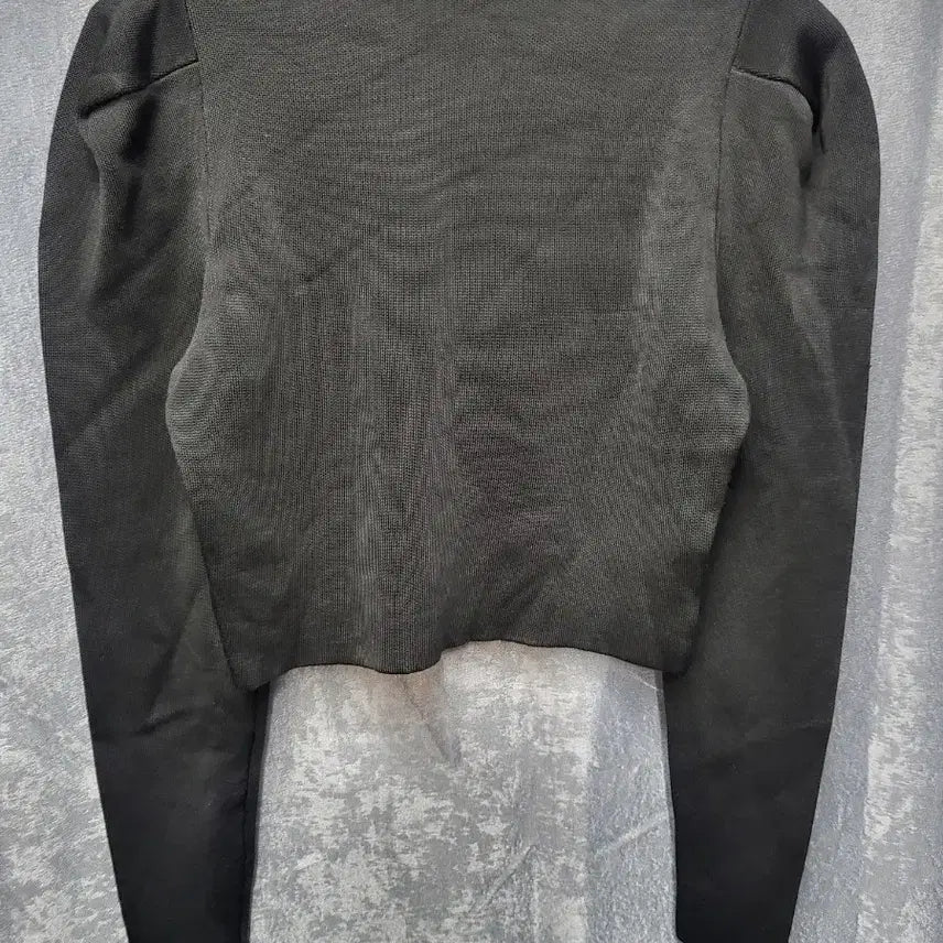 [BUNJANG] ZARA Crop Knit Long Sleeve Top / 자라 니트 크롭 긴팔 블랙