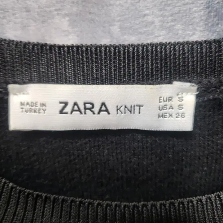 [BUNJANG] ZARA Crop Knit Long Sleeve Top / 자라 니트 크롭 긴팔 블랙