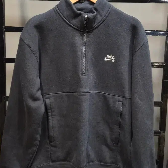 [BUNJANG] Nike SB Half-Zip Sweatshirt Black / [L] 나이키 SB 하프집업 스웻셔츠 블랙 3.9