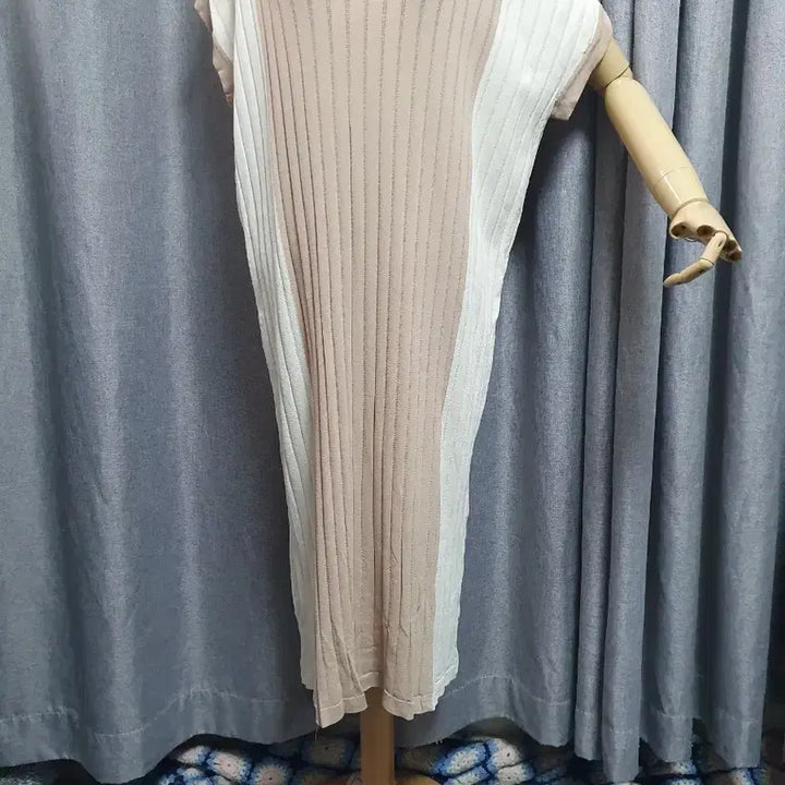 [BUNJANG] Color Block Viscose Raglan Dress / 배색 비스코스 나그랑 원피스