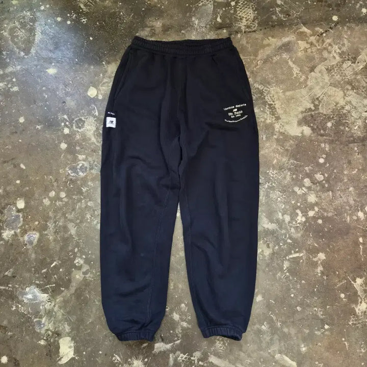 [BUNJANG] New Balance Sweatpants Training Pants / S) 뉴발란스 스웻팬츠 트레이닝복 바지 공용