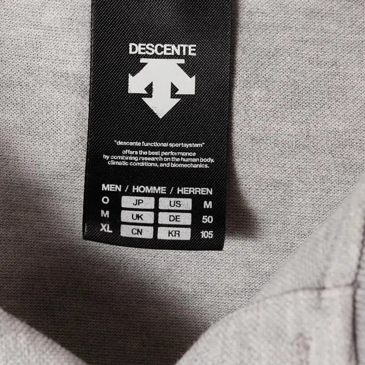 [BUNJANG] Descente Gray Polo Shirt / 데상트 회색 카라티