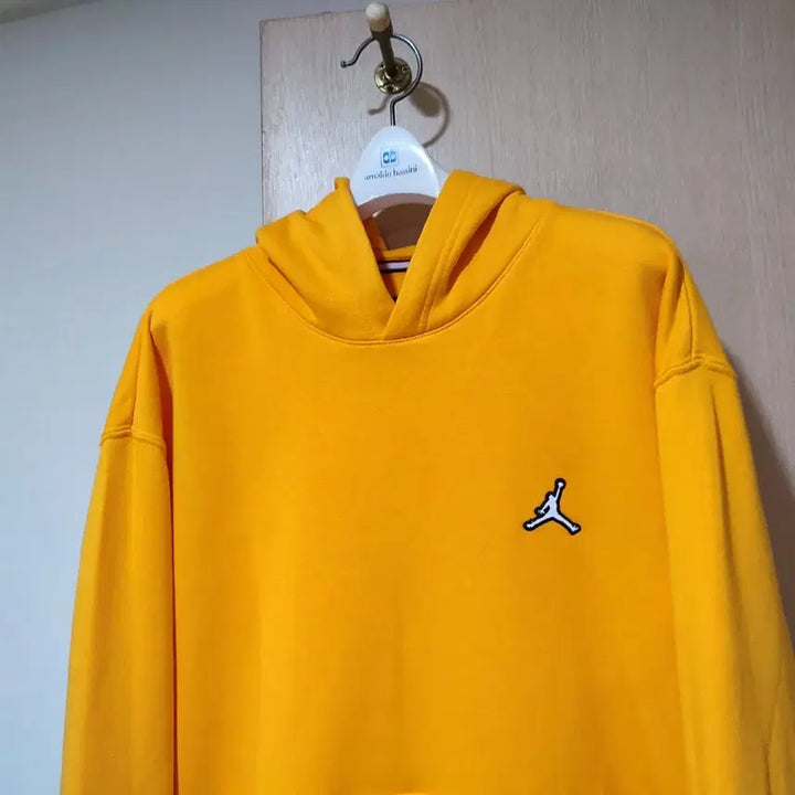 [BUNJANG] Nike Jordan Jumpman Yellow Hoodie (Size 95) / 나이키조던 점프맨  후드티 옐로우95