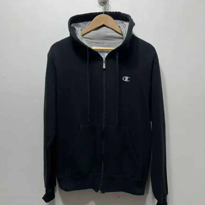 [SOLD OUT] 챔피온 블랙 후드집업 S