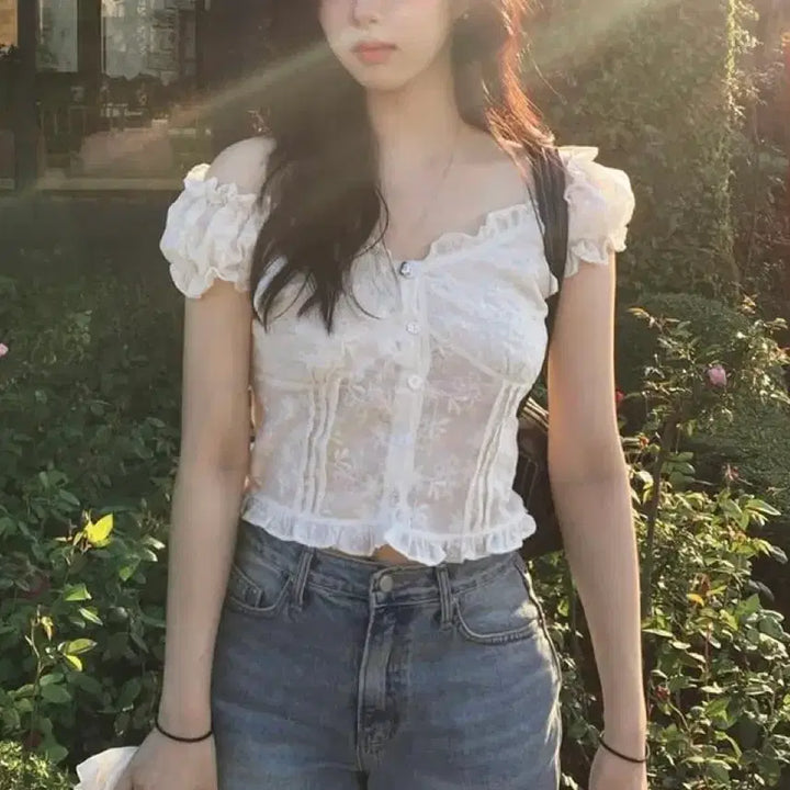 [BUNJANG] Ourcabinet Frill Blouse / 아우어캐비넷 프릴 블라우스