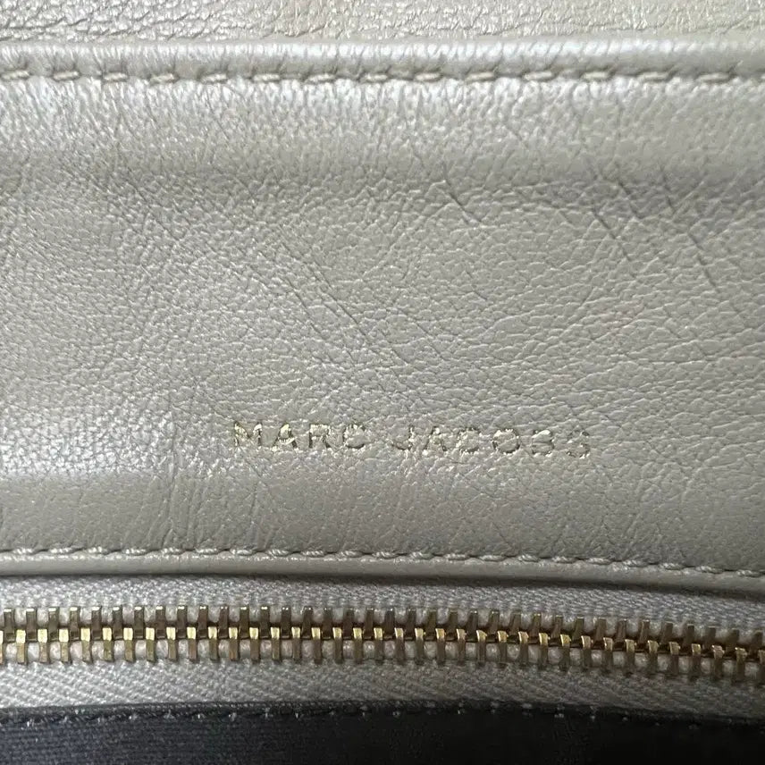 [BUNJANG] Marc Jacobs Quilted Stud Chain Shoulder Bag / 마크제이콥스 퀼팅 스터드 체인 숄더백