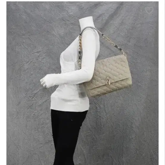 [BUNJANG] Marc Jacobs Quilted Stud Chain Shoulder Bag / 마크제이콥스 퀼팅 스터드 체인 숄더백