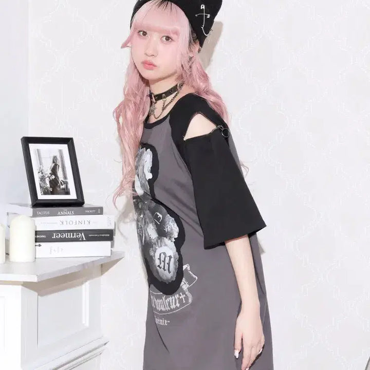 [BUNJANG] NOEMIE 아픈곰 Raglan Shoulder Zip Unisex Short Sleeve T-shirt / 노에미 NOEMIE 아픈곰 라글란 어깨 지퍼 남녀공용 반팔 티셔츠