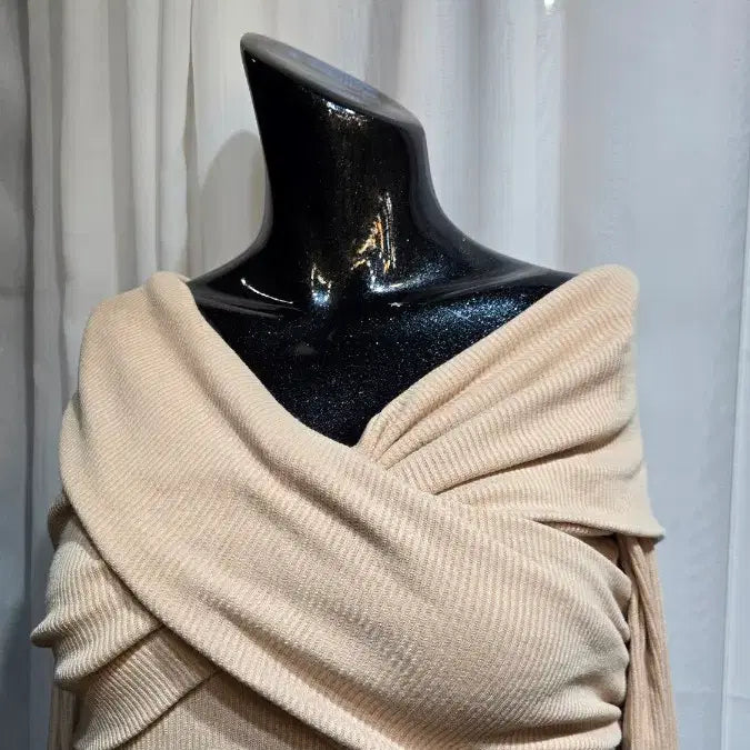 [BUNJANG] Off-Shoulder Ribbed Cross Long Sleeve Top / 오프숄드 골지 크로스 베이지 긴팔