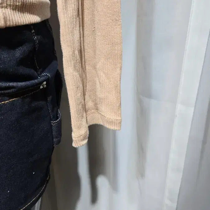 [BUNJANG] Off-Shoulder Ribbed Cross Long Sleeve Top / 오프숄드 골지 크로스 베이지 긴팔