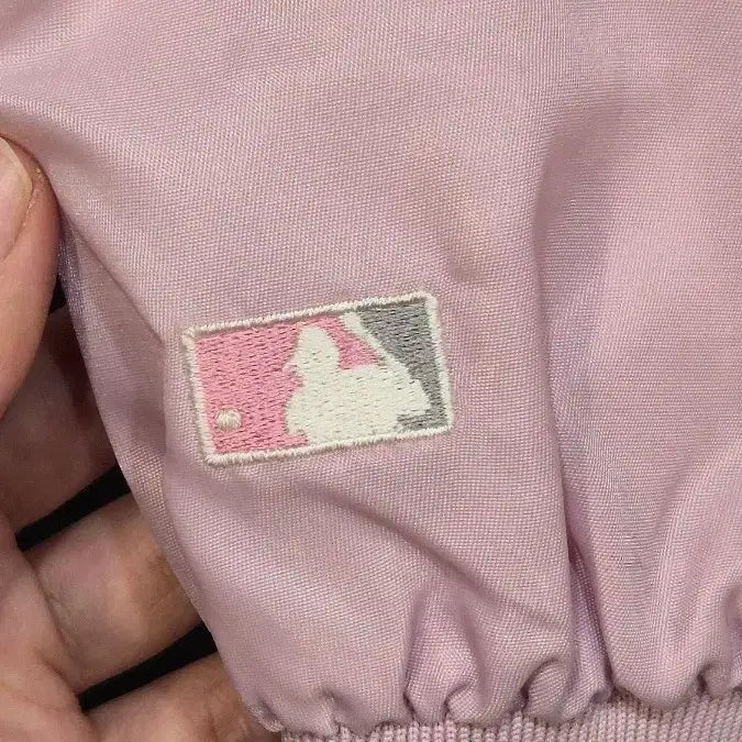 [BUNJANG] MLB New York Yankees Pink Varsity Jacket / [95] MLB 뉴욕양키스 핑크 배색 바시티 자켓 (스타디움 점퍼)4.5