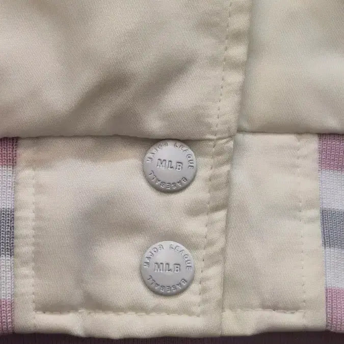 [BUNJANG] MLB New York Yankees Pink Varsity Jacket / [95] MLB 뉴욕양키스 핑크 배색 바시티 자켓 (스타디움 점퍼)4.5