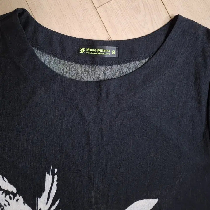 [SOLD OUT] Maria Milano 검정색 얼룩말 티셔츠