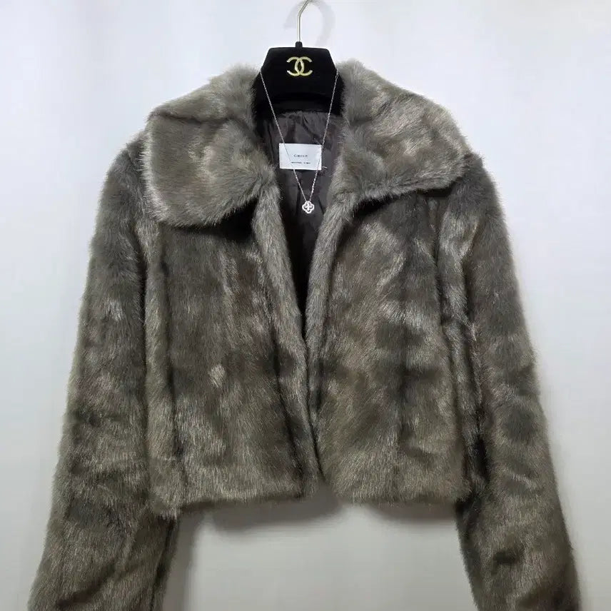 [BUNJANG] Fake Fur Short Jacket Coat / 페이크퍼 숏자켓 코트