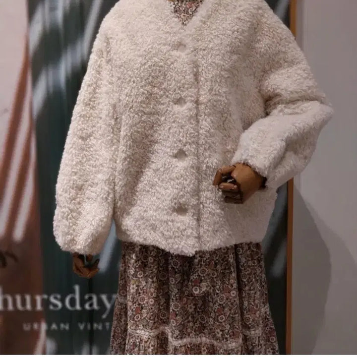 [BUNJANG] Thursday Island M Faux Shearling Jacket / 여성 M 써스데이아일랜드 무스탕 자켓