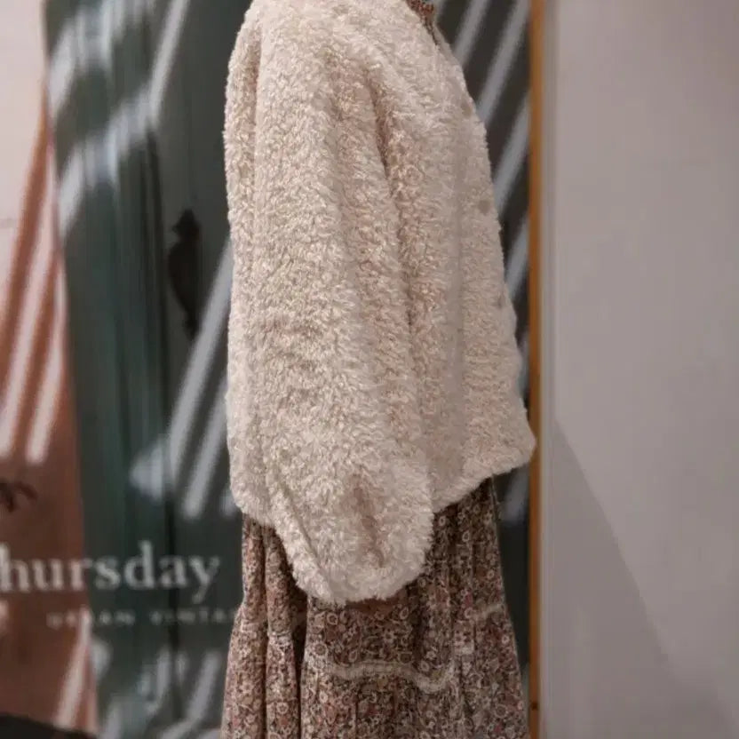 [BUNJANG] Thursday Island M Faux Shearling Jacket / 여성 M 써스데이아일랜드 무스탕 자켓