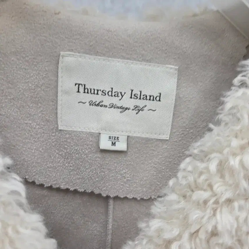 [BUNJANG] Thursday Island M Faux Shearling Jacket / 여성 M 써스데이아일랜드 무스탕 자켓