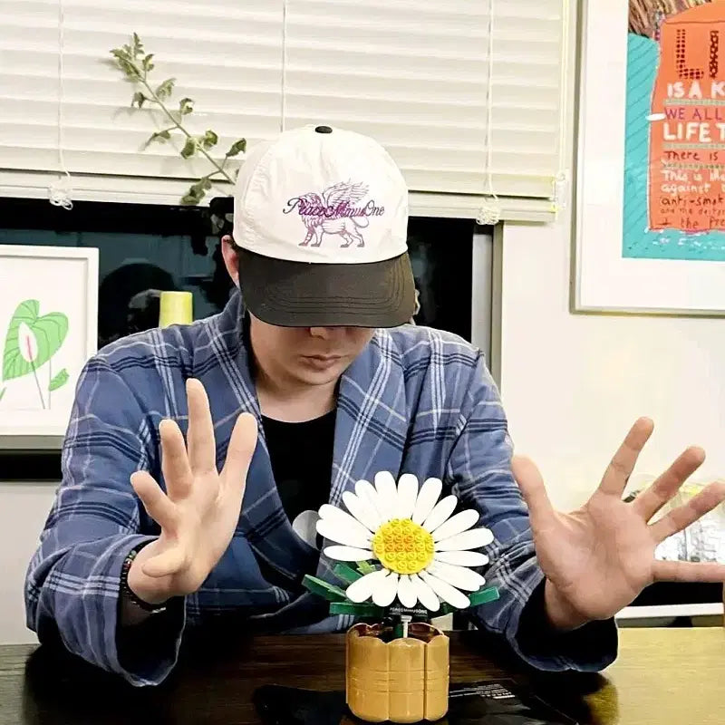 [BUNJANG] G-Dragon 818 BLOOM Sealed Block / GD 818 BLOOM 레고 미개봉 [지드래곤 블럭]