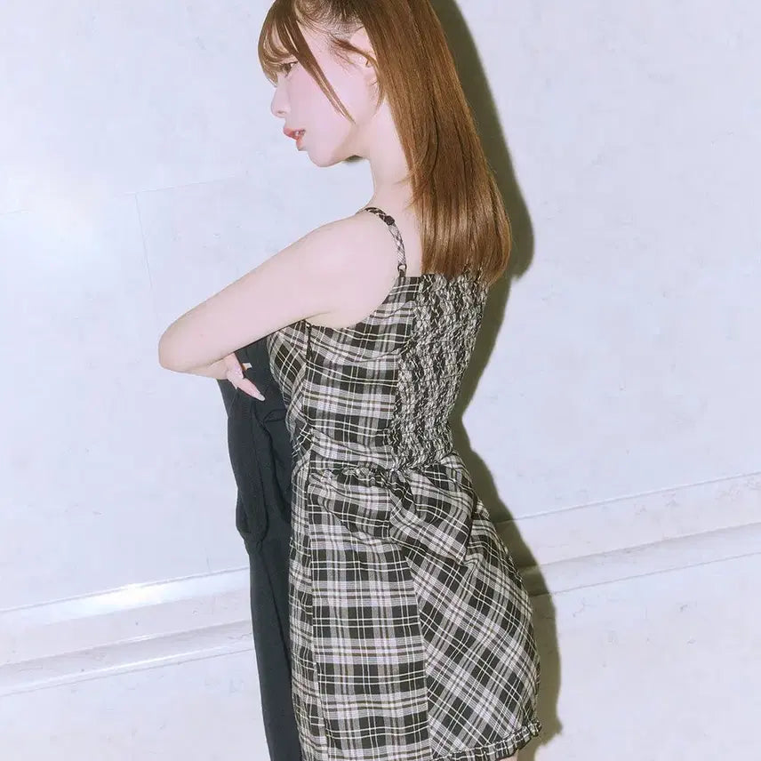 [BUNJANG] Michel Macaron Open Back Check Dress / 미셸마카롱 백 오픈 체크 원피스