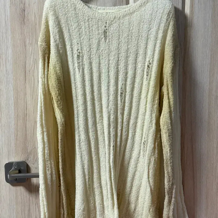 [BUNJANG] Glowny Ivory Knit Sweater / 글로니 니트