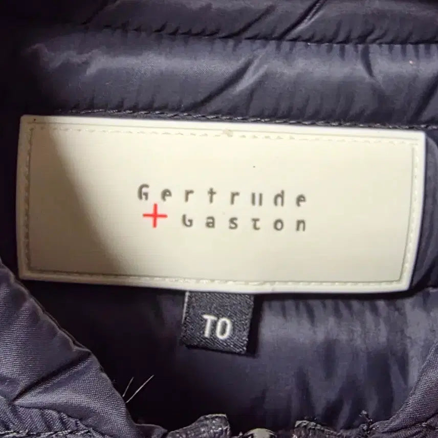 [BUNJANG] GERTRUDE + GASTON Slim Lightweight Duck Down Padding / GERTRUDE + GASTON 덕다운 슬림 경량 패딩
