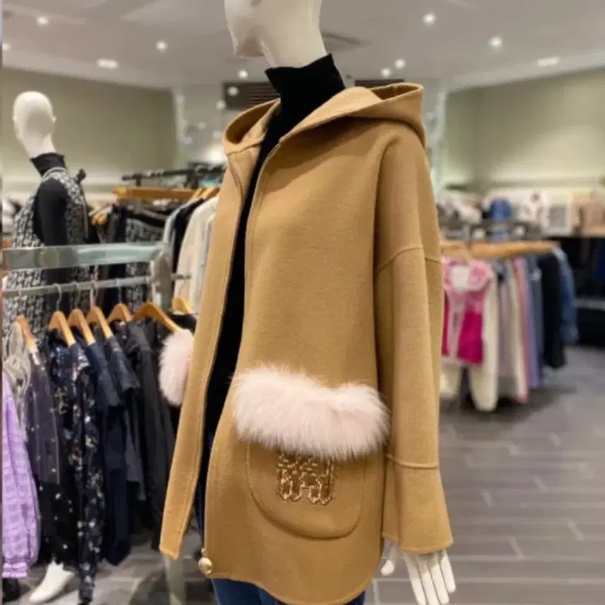[BUNJANG] O2nd Camel Pink Fur Pocket Hooded Coat / 오즈세컨 카멜 핑크 퍼 포켓 후드 코트 O22BAROTM11W