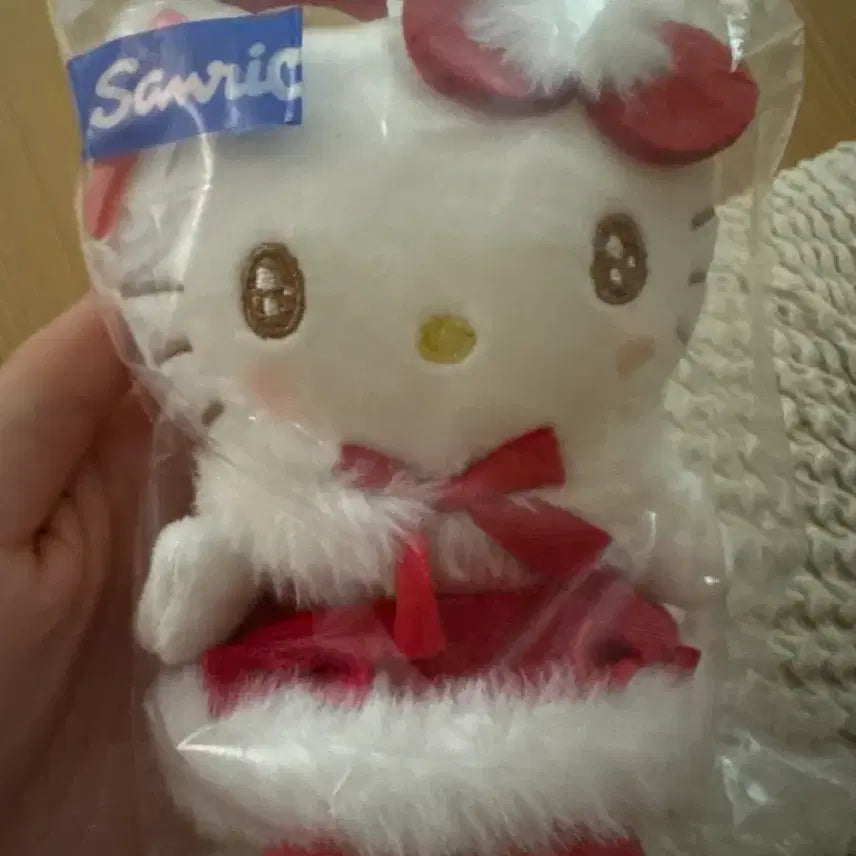 [BUNJANG] Kitty KuZi Mascot Plush Doll / 키티 쿠지 마스코트 인형