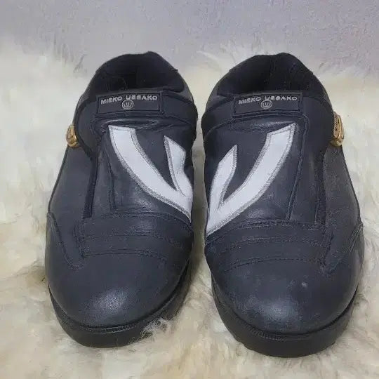 [BUNJANG] Mores Mesako Black Sneakers (Size 235) / 모르 메사코 Mores Mesako 블랙 운동화235