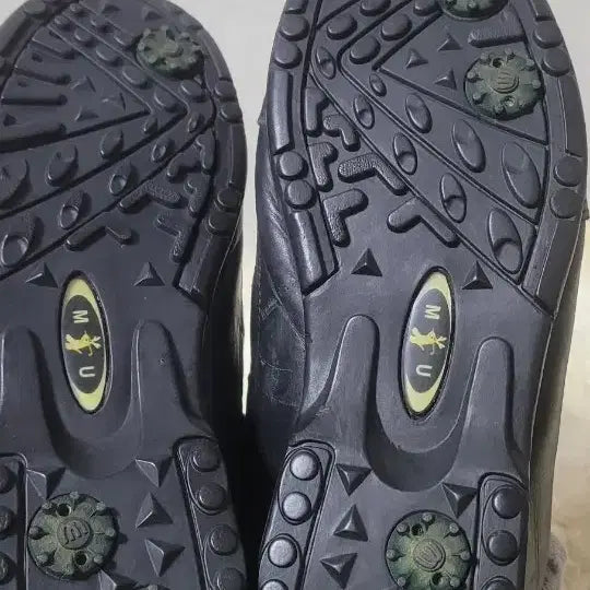 [BUNJANG] Mores Mesako Black Sneakers (Size 235) / 모르 메사코 Mores Mesako 블랙 운동화235