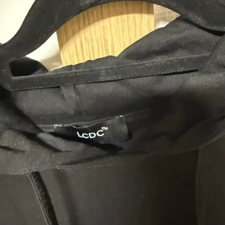 [BUNJANG] LCDCTM Twisted Hoodie Black / LCDCTM 엘씨디씨 후드 트위스티드 후드 블랙