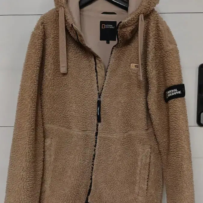 [BUNJANG] National Geographic Fleece Jacket Beige L / 내셔널지오그래픽 뽀글이 플리스 베이지 L사이즈