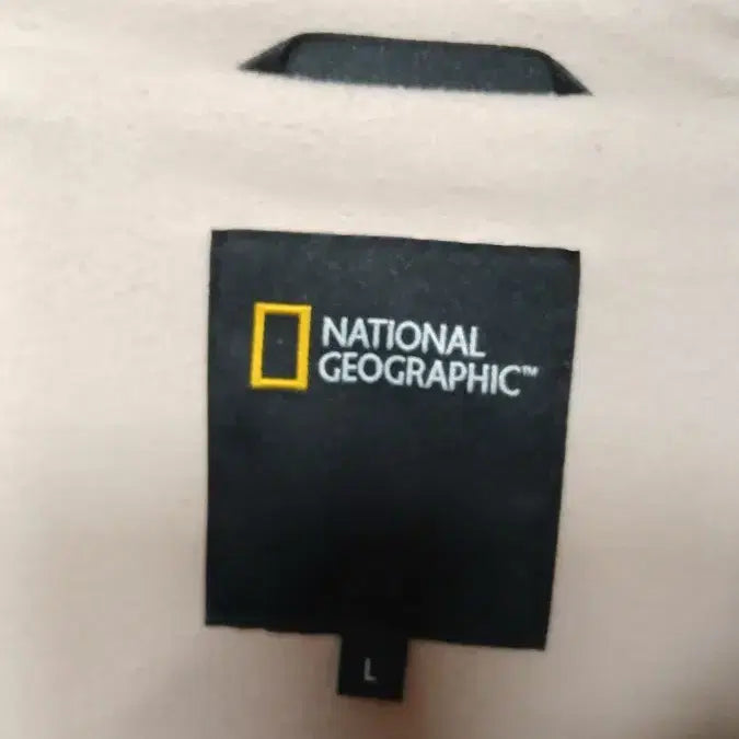 [BUNJANG] National Geographic Fleece Jacket Beige L / 내셔널지오그래픽 뽀글이 플리스 베이지 L사이즈
