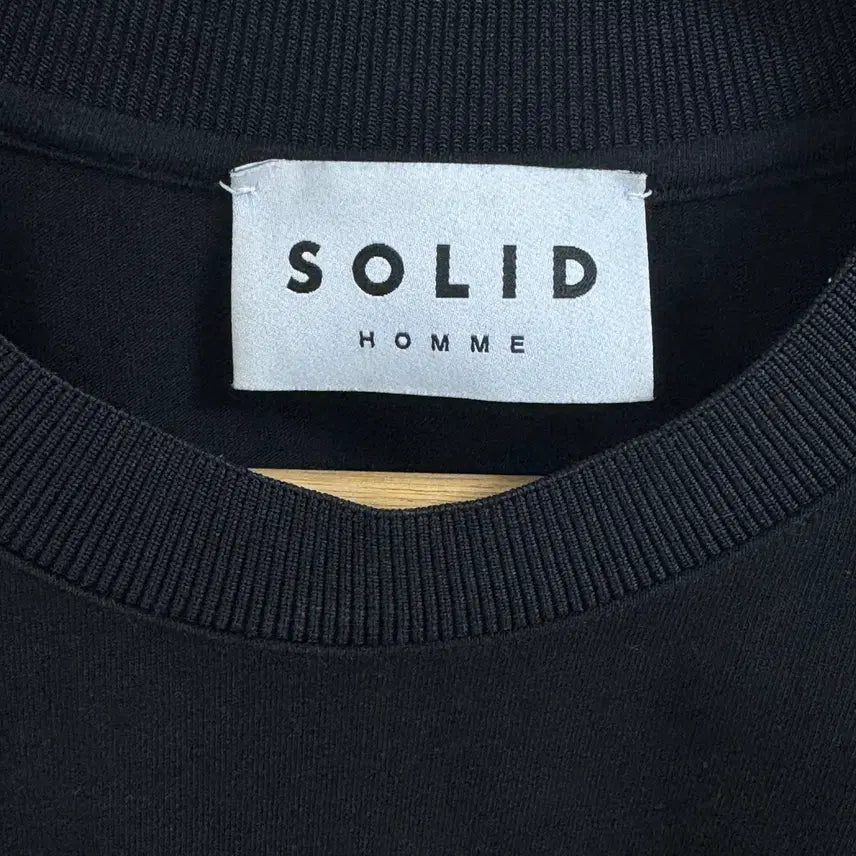 [BUNJANG] Solid Homme Gradient Back Logo Embroidered T-Shirt / 솔리드옴므 그라데이션 백로고 자수 반팔 티셔츠 105 110 솔옴 50
