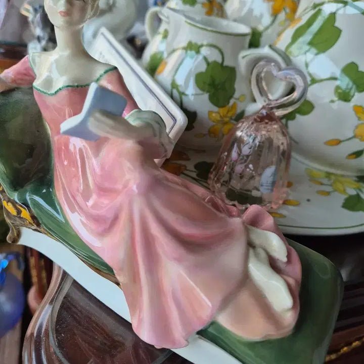 [BUNJANG] Royal Doulton Repose Figurine / 로얄 덜튼 Repose 피겨린
