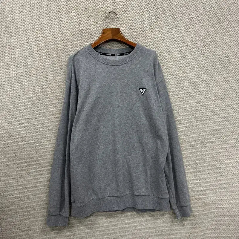 [SOLD OUT] 게스 무지 자수로고 캐주얼 맨투맨 105 M13375