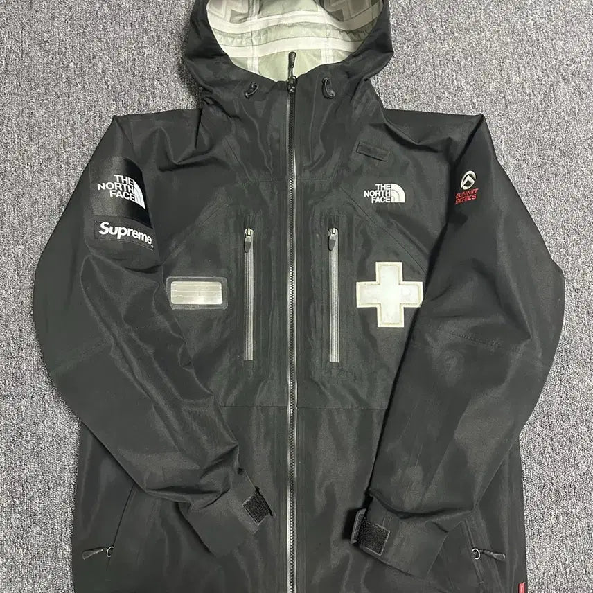 [BUNJANG] Supreme North Face Summit Mountain Pro Jacket / 22ss 슈프림 노스페이스 서밋 마운틴 프로