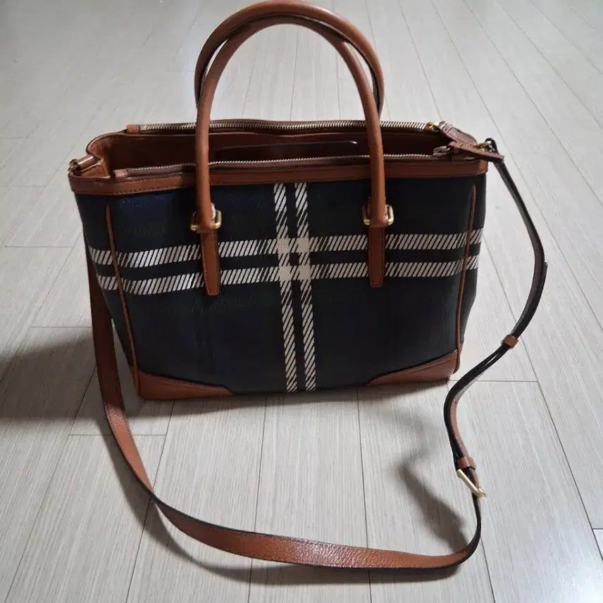 [SOLD OUT] 빈폴 체크 크로스 토트백