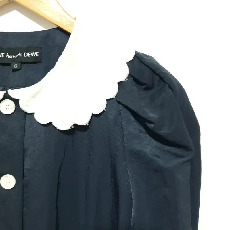 [BUNJANG] Dew E Dew E Wave Collar Dress M0492 / 듀이듀이 웨이브 카라 드레스 S_M0492