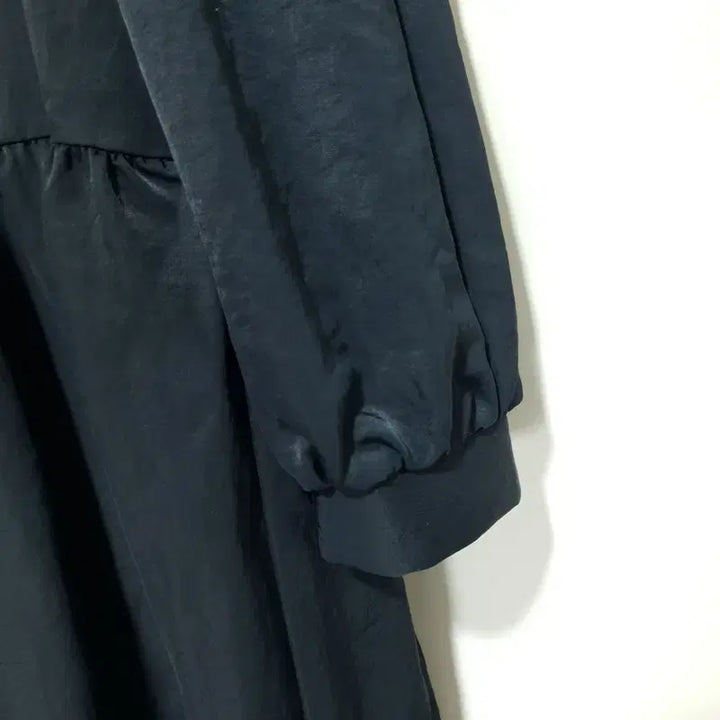 [BUNJANG] Dew E Dew E Wave Collar Dress M0492 / 듀이듀이 웨이브 카라 드레스 S_M0492