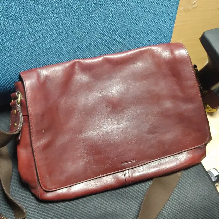 [BUNJANG] Coach Mail Bag M / 소가죽 메일백 코치 버건디 백  L
