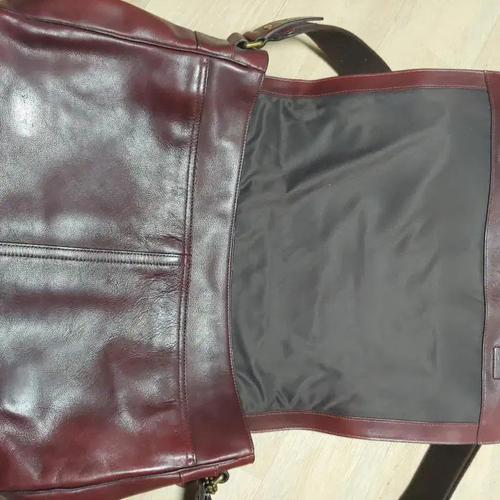 [BUNJANG] Coach Mail Bag M / 소가죽 메일백 코치 버건디 백  L
