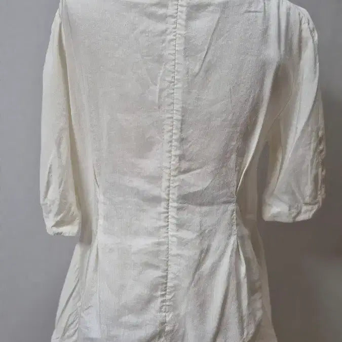 [BUNJANG] Missa Ivory Linen Blouse / A-14 미샤 아이보리 반팔 린넨 블라우스