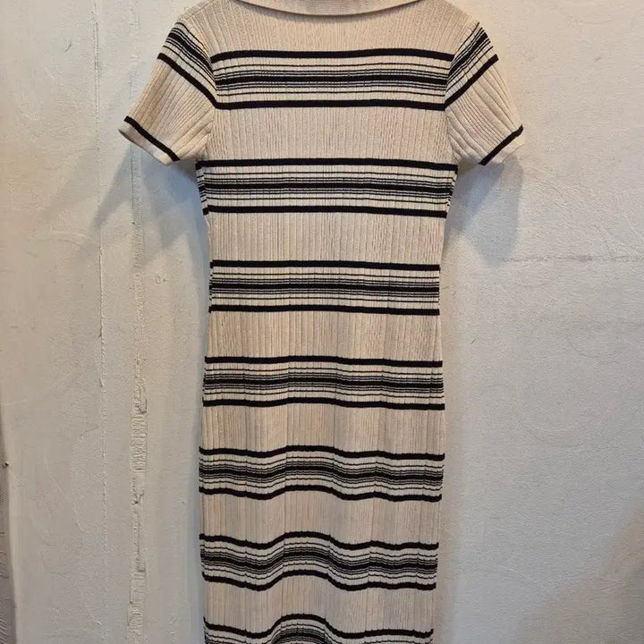 [BUNJANG] Knit Striped Long Dress / 카라넥 스트라이프 니트 원피스