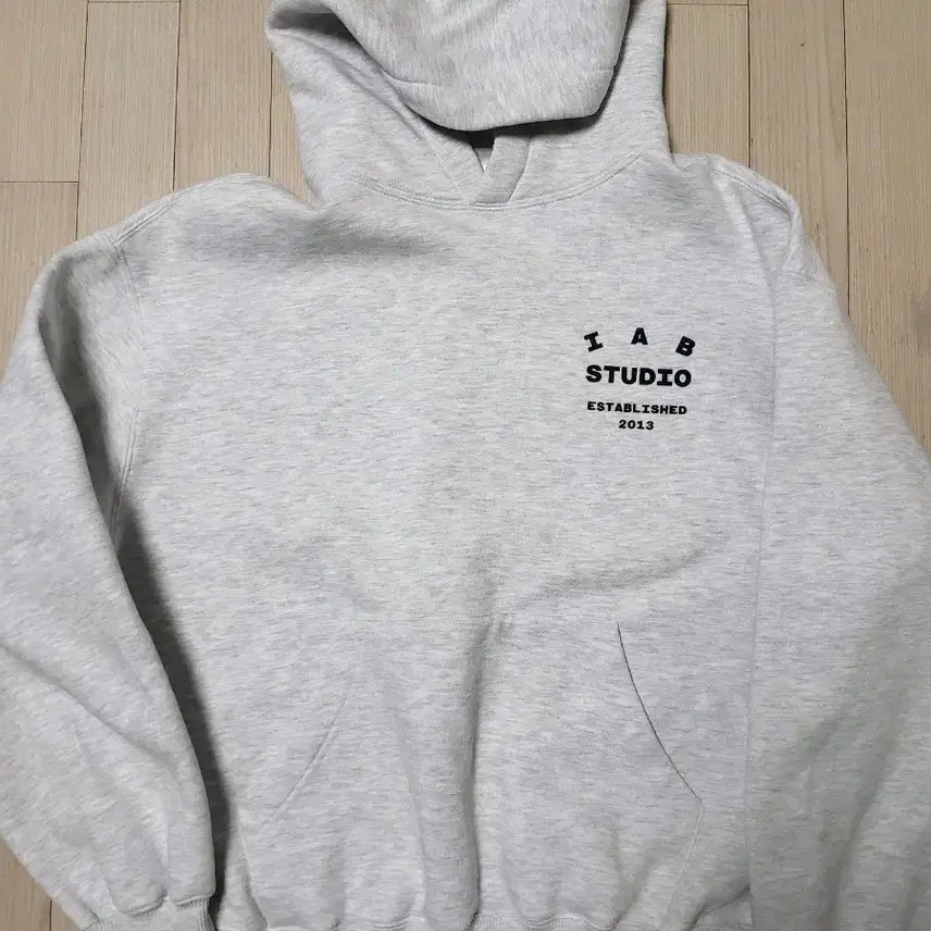 [BUNJANG] IAB Studio 25 Hoodie Light Gray Navy L / 아이앱 스튜디오 25 후드 라이트 그레이 네이비 L