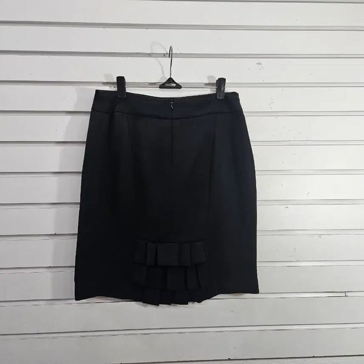[BUNJANG] Roem Black Pleated Midi Skirt / 봄/로엠 블랙  뒷주름포인트 스커트27/보물찾기천사