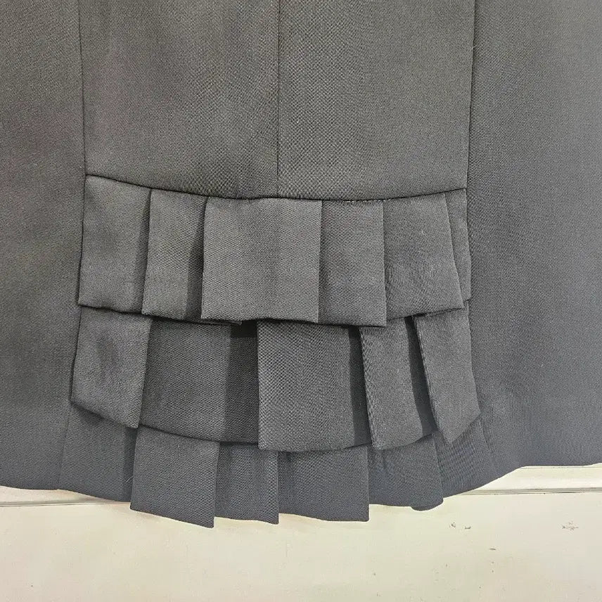[BUNJANG] Roem Black Pleated Midi Skirt / 봄/로엠 블랙  뒷주름포인트 스커트27/보물찾기천사