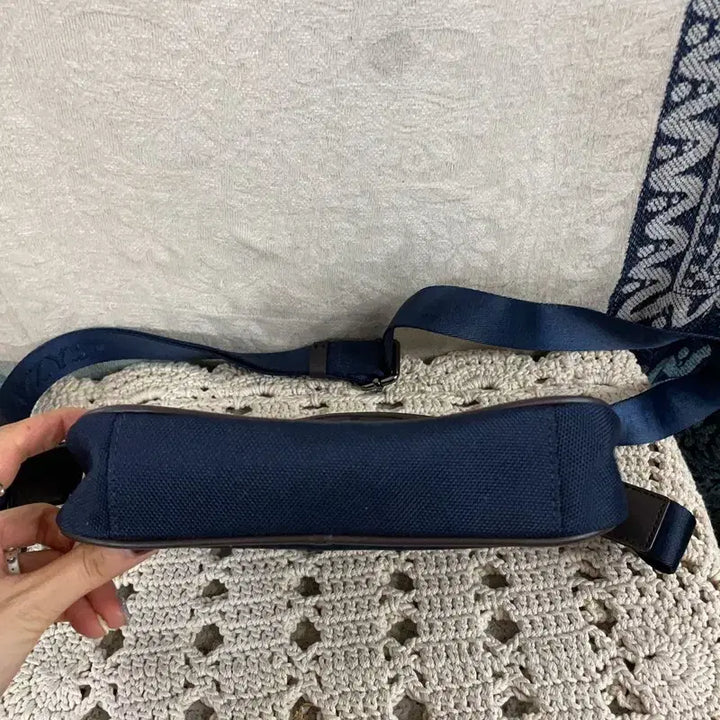 [BUNJANG] Hazzys Check Mini Crossbody Shoulder Bag / [F] 헤지스 체크 미니 크로스백 숄더백 가방
