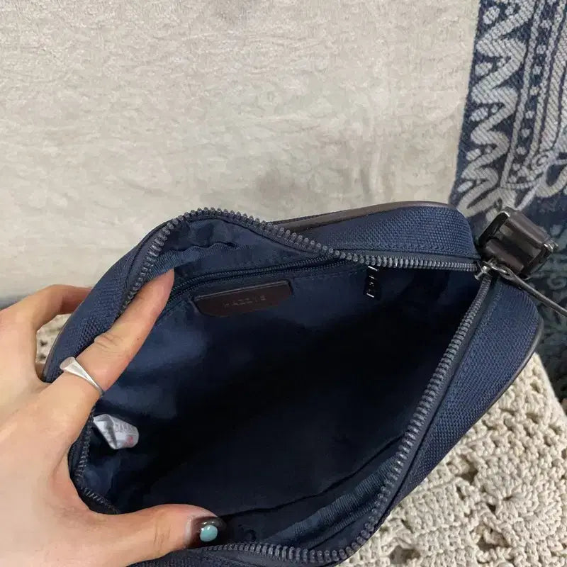 [BUNJANG] Hazzys Check Mini Crossbody Shoulder Bag / [F] 헤지스 체크 미니 크로스백 숄더백 가방